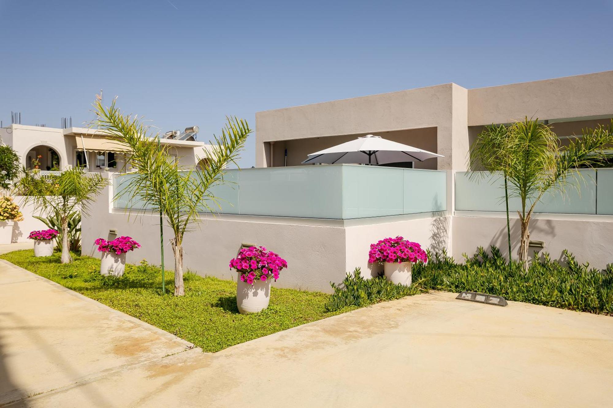 Sarpidon Suites Agia Marina  Exterior photo
